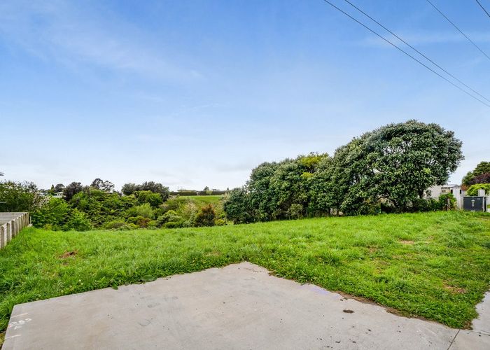 at 117 Wairau Road, Oakura, New Plymouth, Taranaki