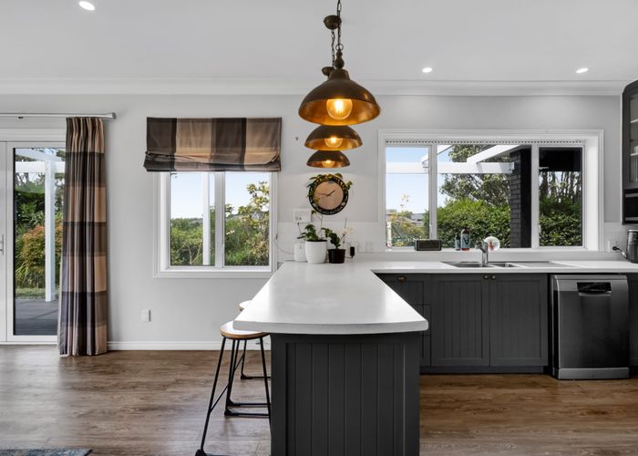  at 20 Maple Crescent, Whalers Gate, New Plymouth, Taranaki