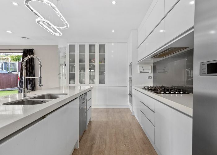  at 19 Dawood Place, The Gardens, Auckland