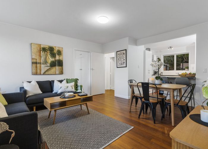  at 4/54 Richards Avenue, Forrest Hill, Auckland
