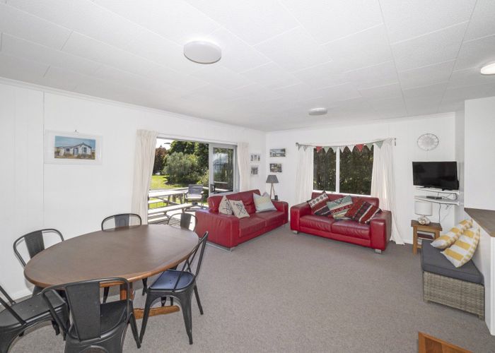  at 7 Palm Parade, Riversdale Beach, Masterton