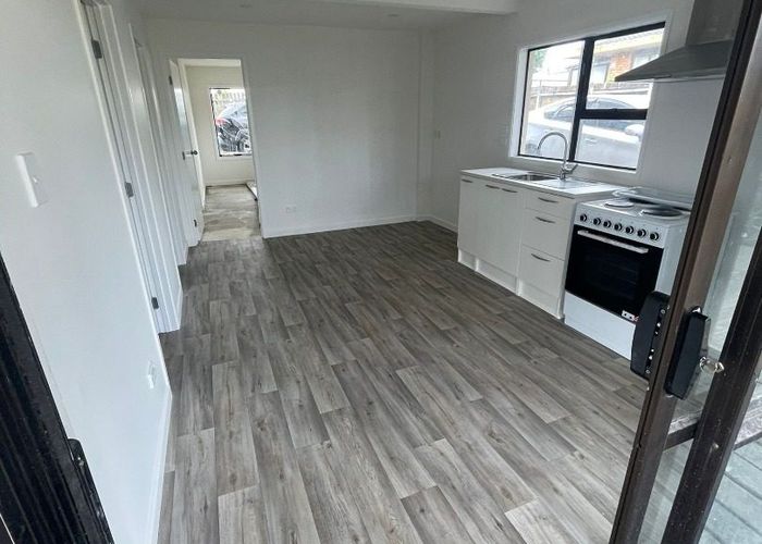  at 2/7a Clayburn Road, Glen Eden, Waitakere City, Auckland