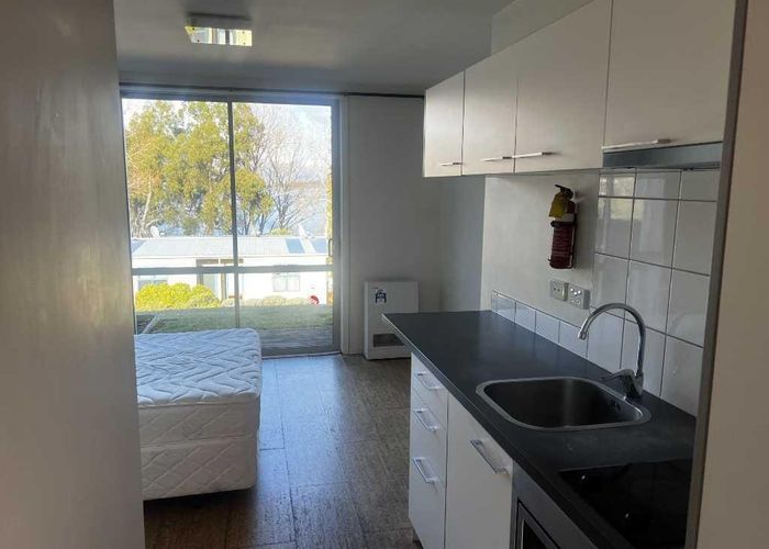  at 15/4 Lake Avenue, Frankton, Queenstown-Lakes, Otago