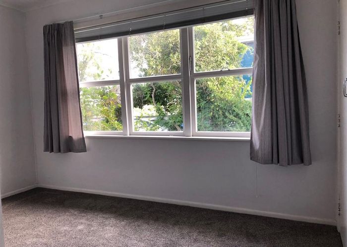  at 44 Seymour Road, Sunnyvale, Waitakere City, Auckland