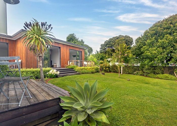  at 14 Lysnar Street, Okitu, Gisborne