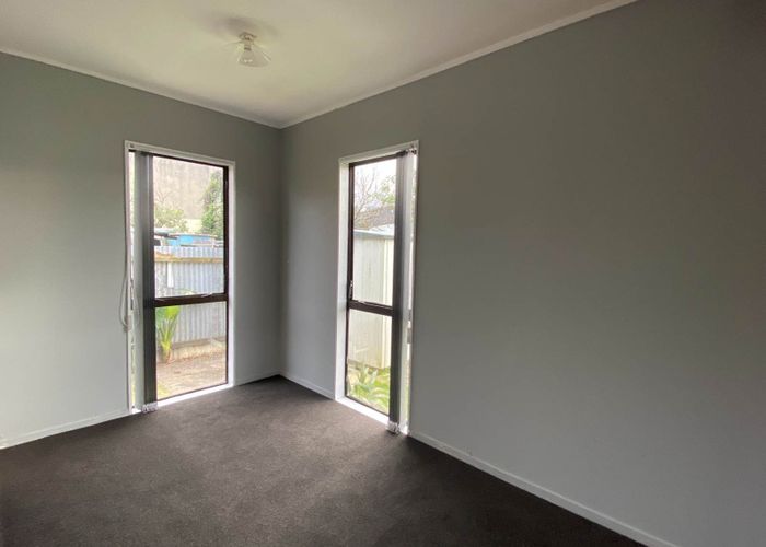  at 2/190 Te Irirangi Drive, Flat Bush, Manukau City, Auckland
