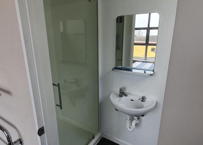  at 5/9 Hands Road, Addington, Christchurch City, Canterbury