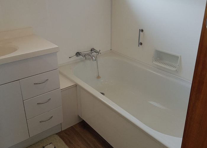  at 13c McCall Place, Opaheke, Papakura, Auckland