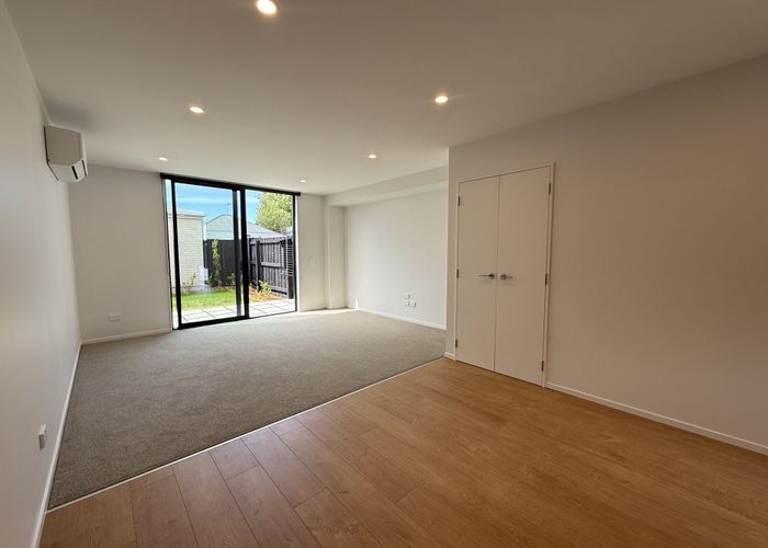  at 2/90 Holly Road, St. Albans, Christchurch City, Canterbury