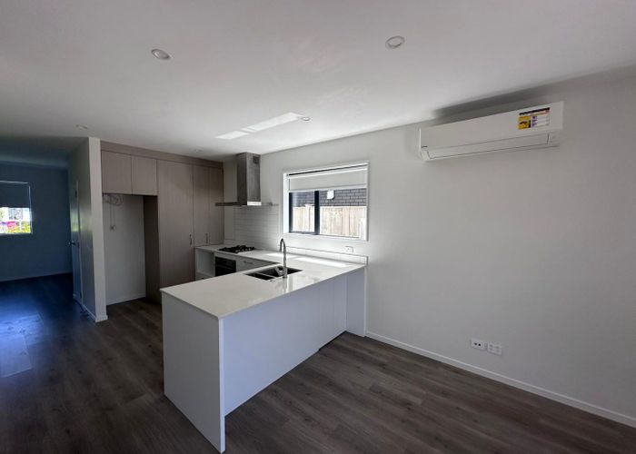  at 6  Gosper Road, Conifer Grove, Papakura, Auckland