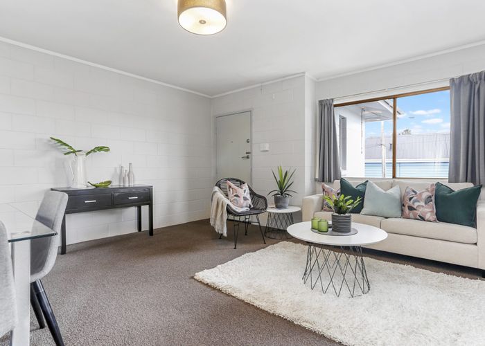  at 3/128 Sandringham Road, Kingsland, Auckland