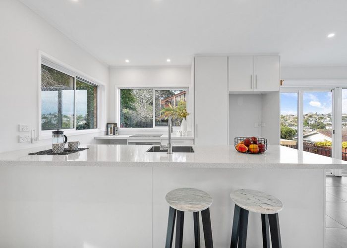  at 1/28A Ravenwood Drive, Forrest Hill, North Shore City, Auckland