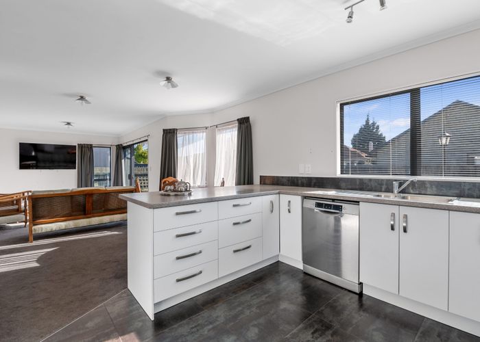  at 9A Holland Street, Glenholme, Rotorua, Bay Of Plenty