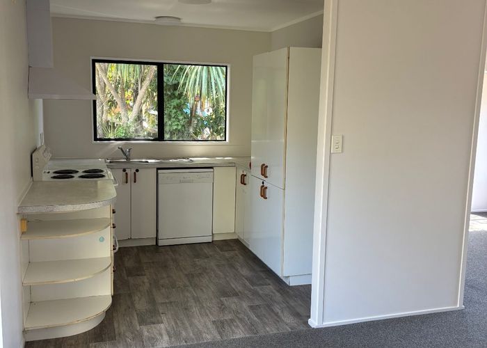  at Greenvalley Rise, Glenfield, North Shore City, Auckland