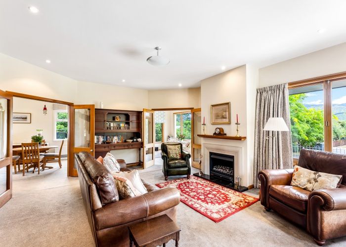  at 72 Heretaunga Square, Silverstream, Upper Hutt