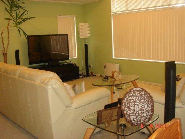  at 11 Garden Lane, Northcross, North Shore City, Auckland