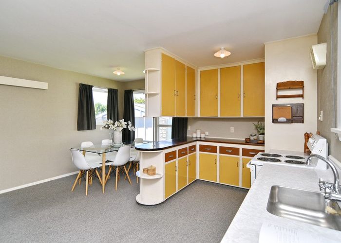  at 10 Todd Avenue, Bishopdale, Christchurch City, Canterbury