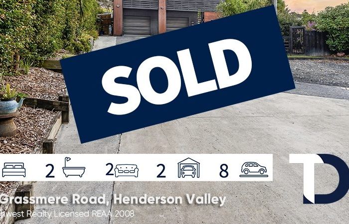  at 19 Grassmere Road, Henderson Valley, Auckland