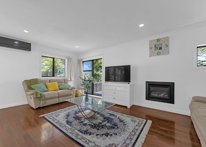  at 9 Waterloo Street, Howick, Manukau City, Auckland