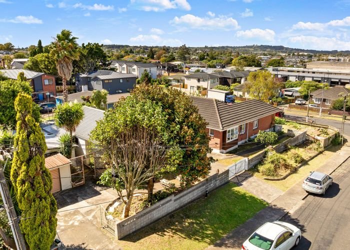  at 9 Fields Road, Manurewa, Manukau City, Auckland