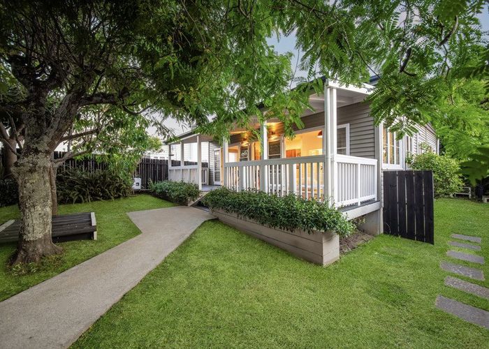  at 1/20 Brook Street, Milford, North Shore City, Auckland