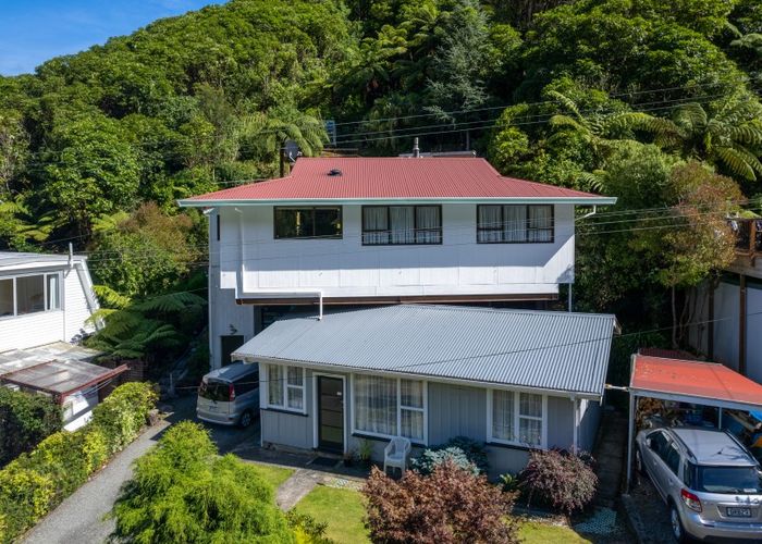  at 16 Arthur Crescent, Waikawa, Picton