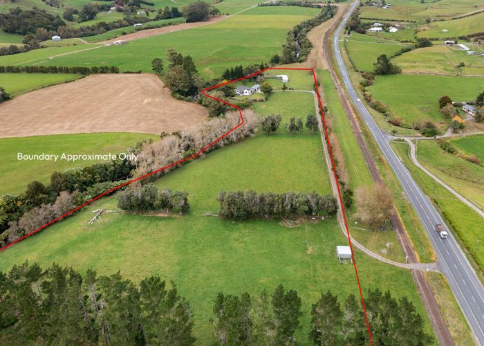  at 863 Mountain Road, Waiongana, Inglewood