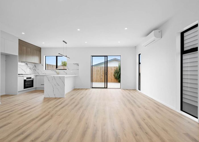  at 27 Jandell Crescent, Bucklands Beach, Manukau City, Auckland
