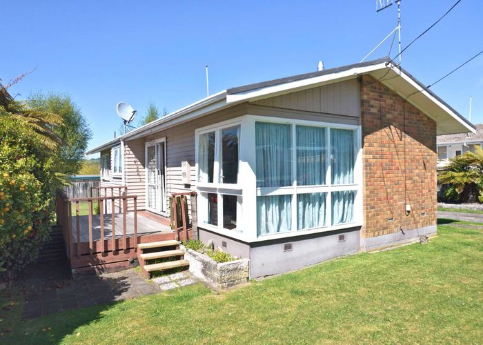  at 276 Clayton Road, Pukehangi, Rotorua
