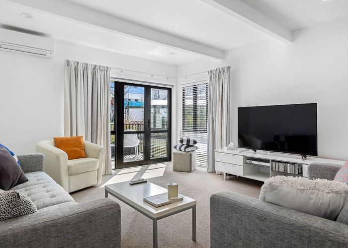  at 10/140 Office Road, Merivale, Christchurch City, Canterbury