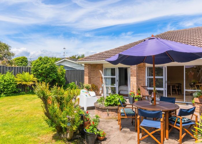  at 16 Manly Garden, Paraparaumu Beach, Paraparaumu