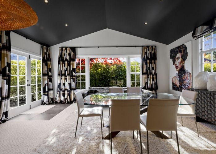 at 11 Cedar Drive, Kelvin Heights, Queenstown-Lakes, Otago