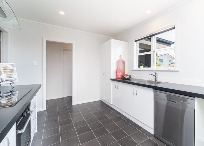  at 49 College Street, Awapuni, Palmerston North, Manawatu / Whanganui