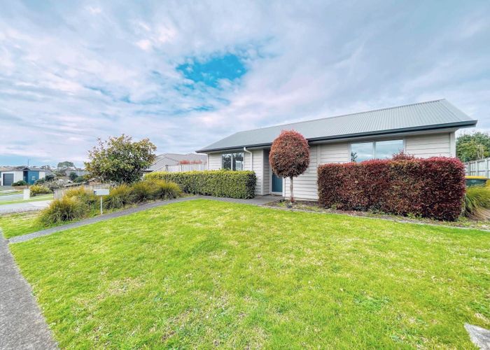  at 9A Kahawairahi Drive, Beachlands, Manukau City, Auckland
