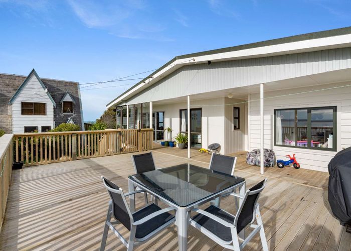  at 22 Esplanade, Balclutha