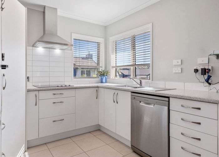  at 39 Bridgewater Way, Pyes Pa, Tauranga, Bay Of Plenty