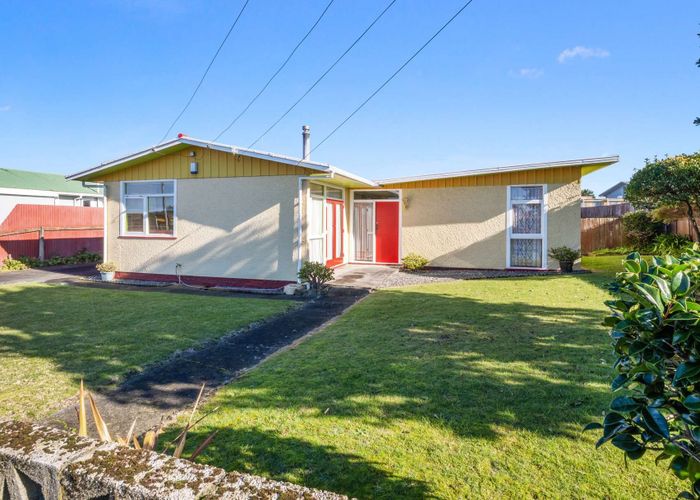  at 21 Raupo Street, Castlecliff, Whanganui, Manawatu / Whanganui