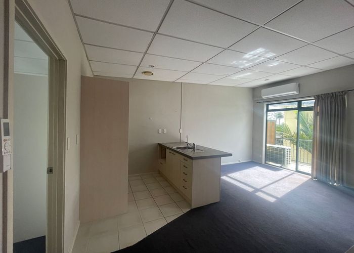 at Upper Unit 15/13 Laidlaw Way, East Tamaki, Manukau City, Auckland