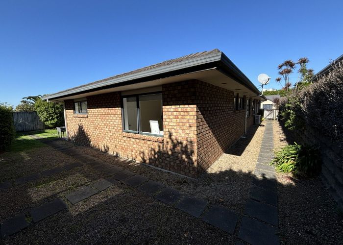  at 6 Millennium Heights, Flagstaff, Hamilton, Waikato