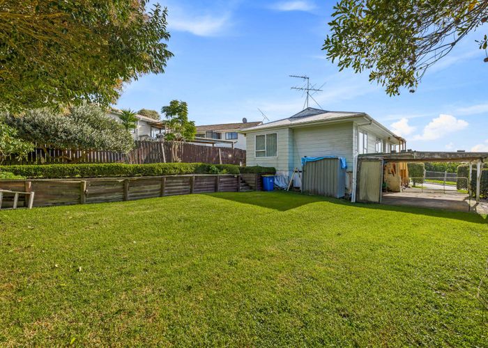  at 26 Beauchamp Drive, Massey, Waitakere City, Auckland