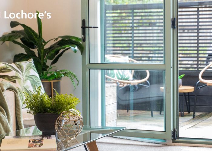  at 2/4 Wynyard Road, Mount Eden, Auckland