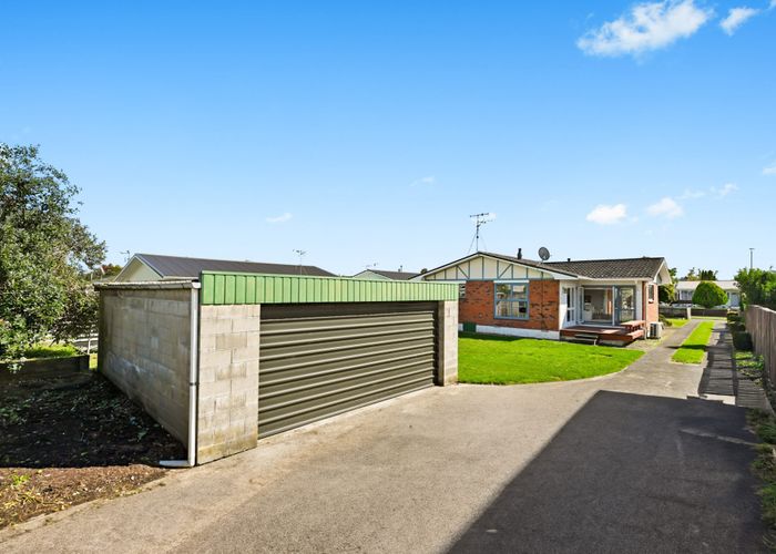  at 14 Fernleigh Street, Chartwell, Hamilton