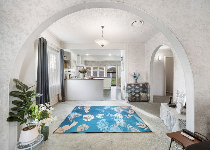  at 28 Atkinson Avenue, Papatoetoe, Manukau City, Auckland
