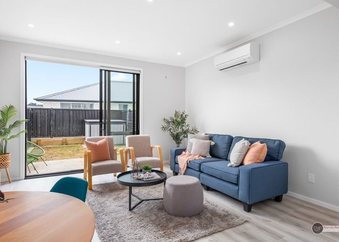  at 15 Balmerino Lane, Wallaceville, Upper Hutt