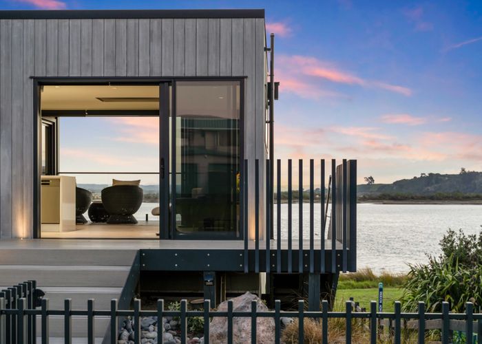 at 690 Pukehina Parade, Pukehina, Western Bay Of Plenty, Bay Of Plenty