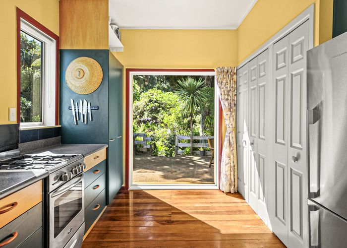  at 16 Patui Avenue, Thames