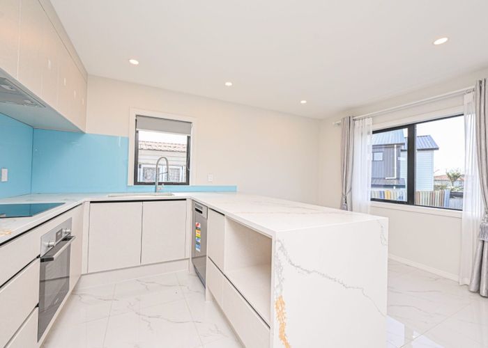  at 1/25 McLeod Road, Weymouth, Manukau City, Auckland