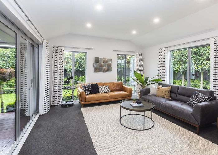  at 7 Millpond Place, Parklands, Christchurch