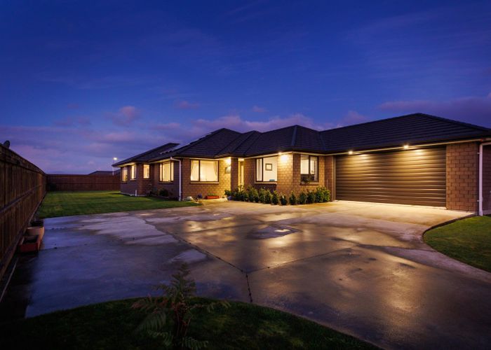  at 7 Cyprus Place, Fitzherbert, Palmerston North