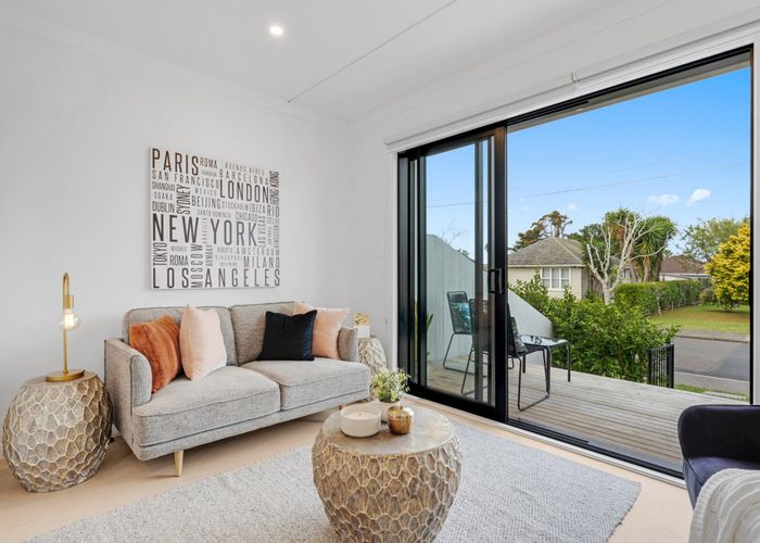  at 2/11 Mareth Street, Panmure, Auckland